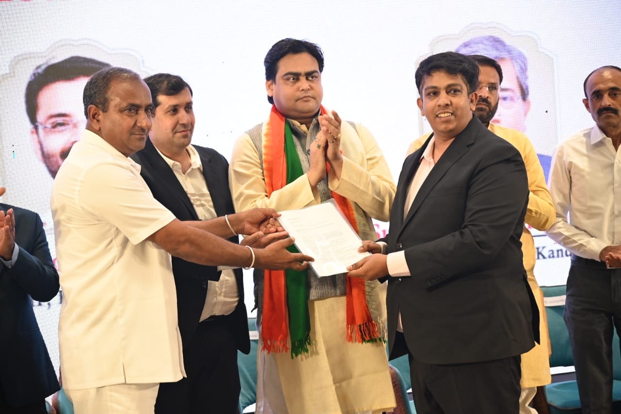 HyperNext leadership at the handover ceremony for the company's first CSR commitment, the Nagmati Programme